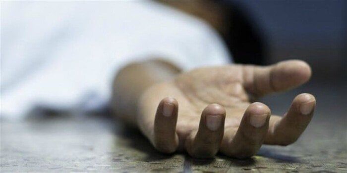 سدد لها 3 طعنات نافذة.. النيابة تُعاين جثة سيدة قتلها زوجها في المرج سدد لها 3 طعنات نافذة.. النيابة تُعاين جثة سيدة قتلها زوجها في المرج