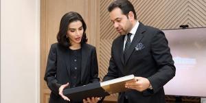 الأمين
      العام
      لمجلس
      حكماء
      المسلمين
      يلتقي
      المساعد
      الأول
      لرئيس
      أوزبكستان
