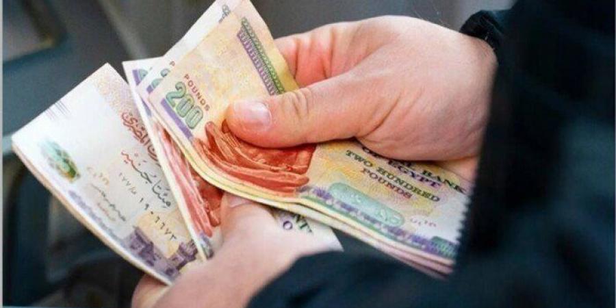 موعد
      صرف
      منحة
      العمالة
      غير
      المنتظمة
      2025..
      «زيادة
      جديدة
      1500
      جنيه»
