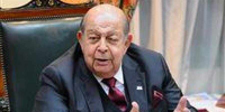 رئيس
جمعية
رجال
الأعمال
المصريين:
إجراءات
مُحفِّزة
وطموحة..
على
طريق
تلبية
احتياجات
المجتمع
الضريبى