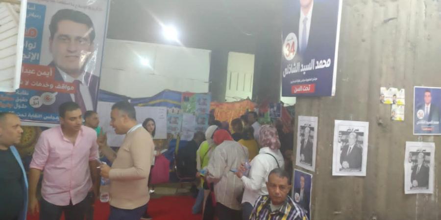 بدء
      التصويت
      بالجمعية
      العمومية
      لنقابة
      الصحفيين
      لاختيار
      النقيب
      و6
      أعضاء