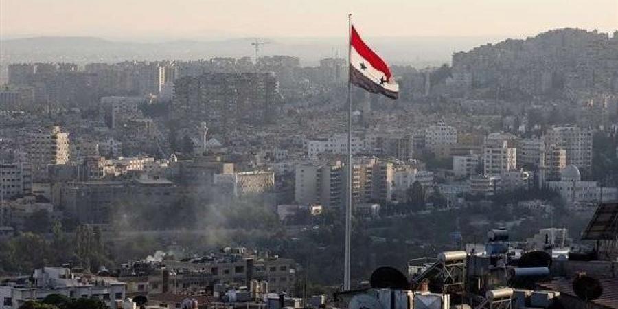 مدير
      أمن
      ريف
      دمشق:
      اتفاق
      بين
      الحكومة
      السورية
      ووجهاء
      جرمانا
      لتسليم
      السلاح
      الثقيل