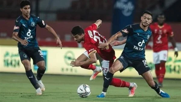 القنوات الناقلة لمباراة الأهلي وبيراميدز في الدوري المصري الممتاز