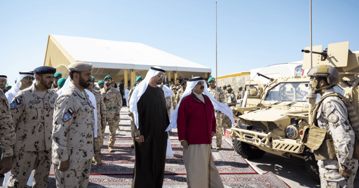 «تعاون استراتيجي: رئيس الإمارات وملك البحرين يشهدان تمرين “ربدان – شويمان”»