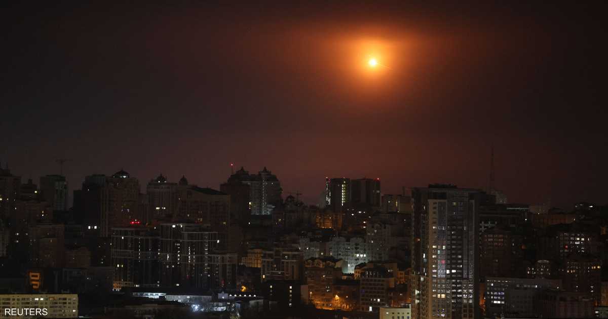 «تصعيد عسكري ملحوظ في أوكرانيا وروسيا يثير القلق العالمي من خلال هجمات واسعة النطاق على منشآت الطاقة»