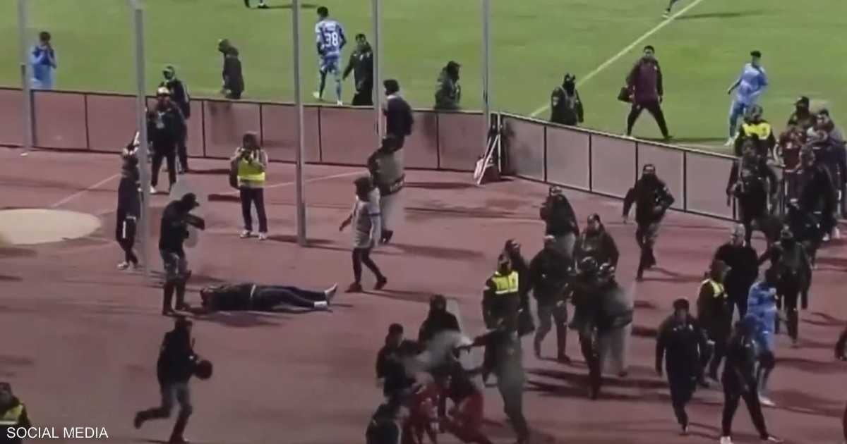 «مباراة تنقلب إلى صراع ساحق وتُسجل 17 بطاقة حمراء»