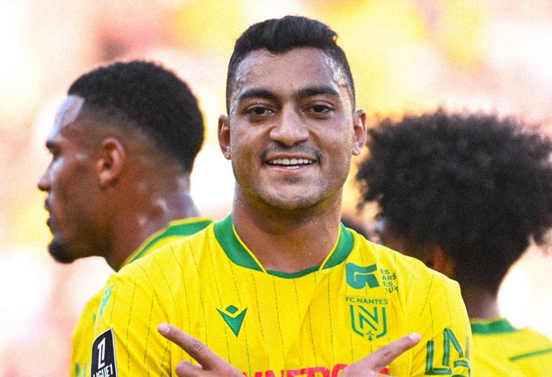 «مصطفى محمد ي brilliance في مباراة نانت ولوريان بالدوري الفرنسي»