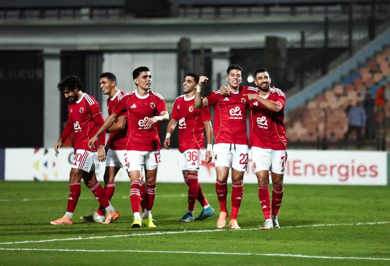 «حماس الإثارة» مباراة الأهلي والجيش الملكي في دوري أبطال أفريقيا بث مباشر