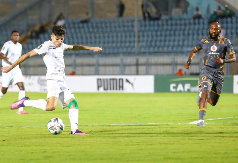 «دراما كروية في كأس الكونفدرالية: المصري يتفوق على كايزر تشيفز في مباراة مثيرة»