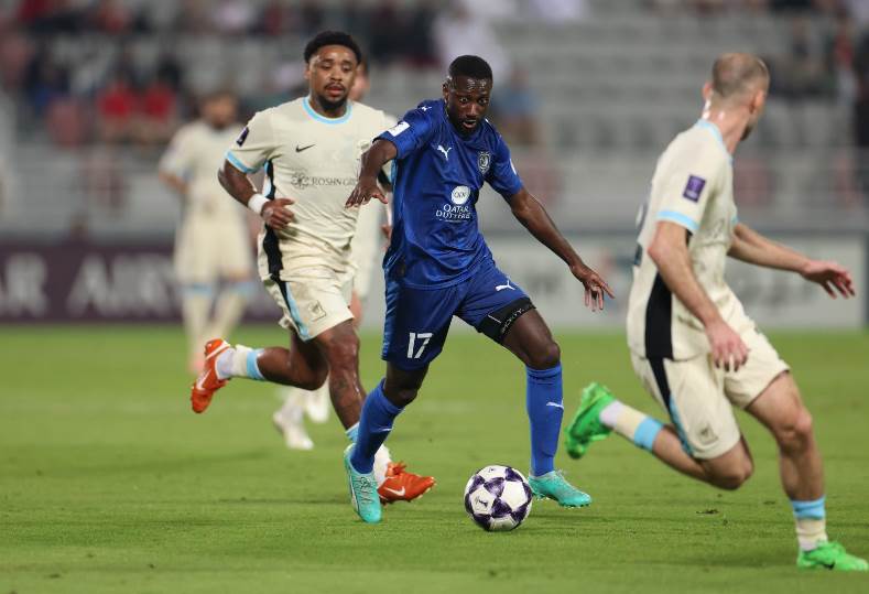 «مباراة مثيرة: الدحيل يتغلب على الاتحاد 4-2 في دوري أبطال آسيا»