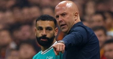 «اجتماع طارئ في ليفربول لتحديد مستقبل سلوت بعد زلزال آيندهوفن»