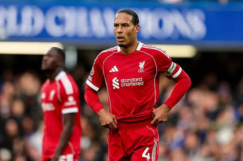 «أزمة في أفق ليفربول: فان دايك يدعو الجميع لفهم الوضع الحالي»