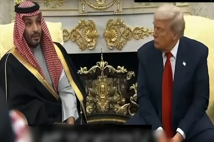 «شاهدوا لحظة توبيخ ترامب لمراسلة بعد سؤالها الحاد لولي العهد حول أحداث 11 سبتمبر وخاشقجي»