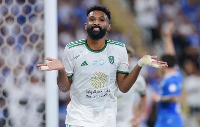 «حسم القضية: مركز التحكيم الرياضي يعلن قراره بشأن نزاع الفتح والأهلي وفراس البريكان»