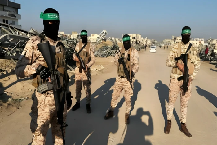 «حماس تعلن للمبعوث الأميركي انتهاء اتفاق وقف إطلاق النار مع إسرائيل واستعدادها للقتال»