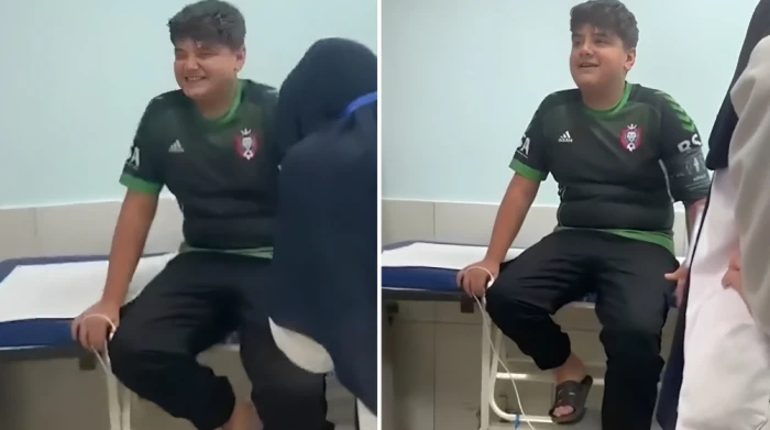 «شاهد كيف أثار شاب لبناني ضحك الطاقم الطبي بعد ابتلاعه صافرة بالخطأ»