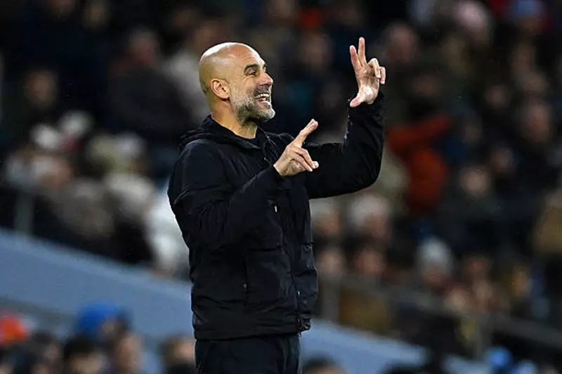 «مستقبل دوناروما الغامض يثير تساؤلات بيب جوارديولا»