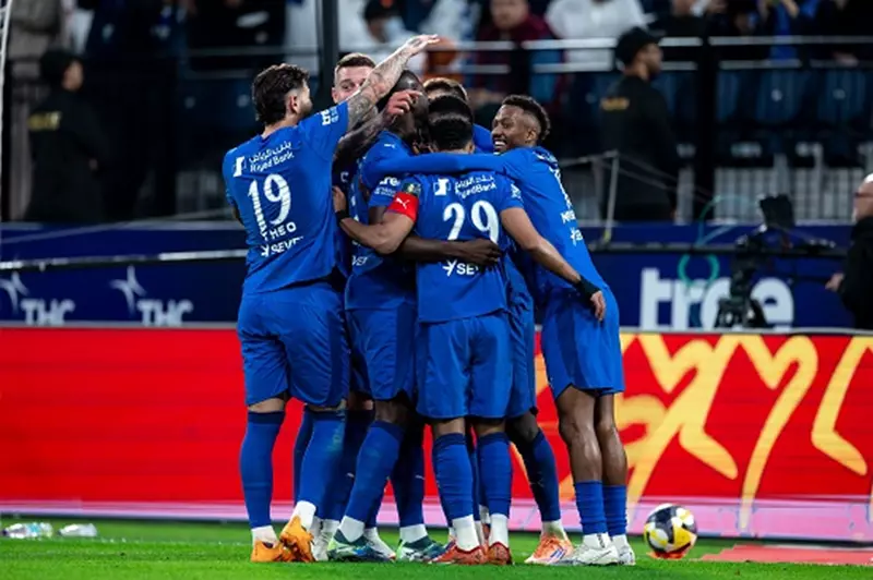 «الزعيم يسعى للتميز» الهلال يتأهل إلى نصف نهائي كأس الملك