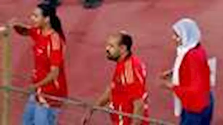 «عائلة عماد النحاس: عشرة صور تكشف أبرز محطاتهم الحياتية»