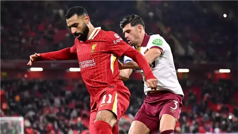 «استعدوا لمتابعة إثارة مباراة ليفربول ووست هام اليوم في الدوري الإنجليزي عبر القنوات الناقلة»