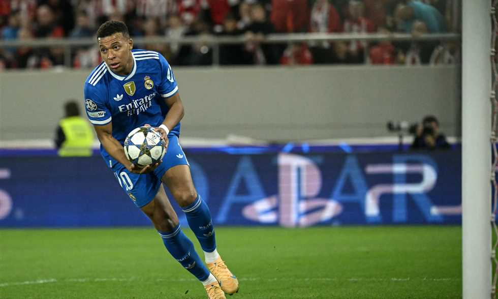 «أرقام مذهلة بعد رباعية مبابي أمام أولمبياكوس: ثاني أسرع هاتريك بعد صلاح وتجاوز الظاهرة»