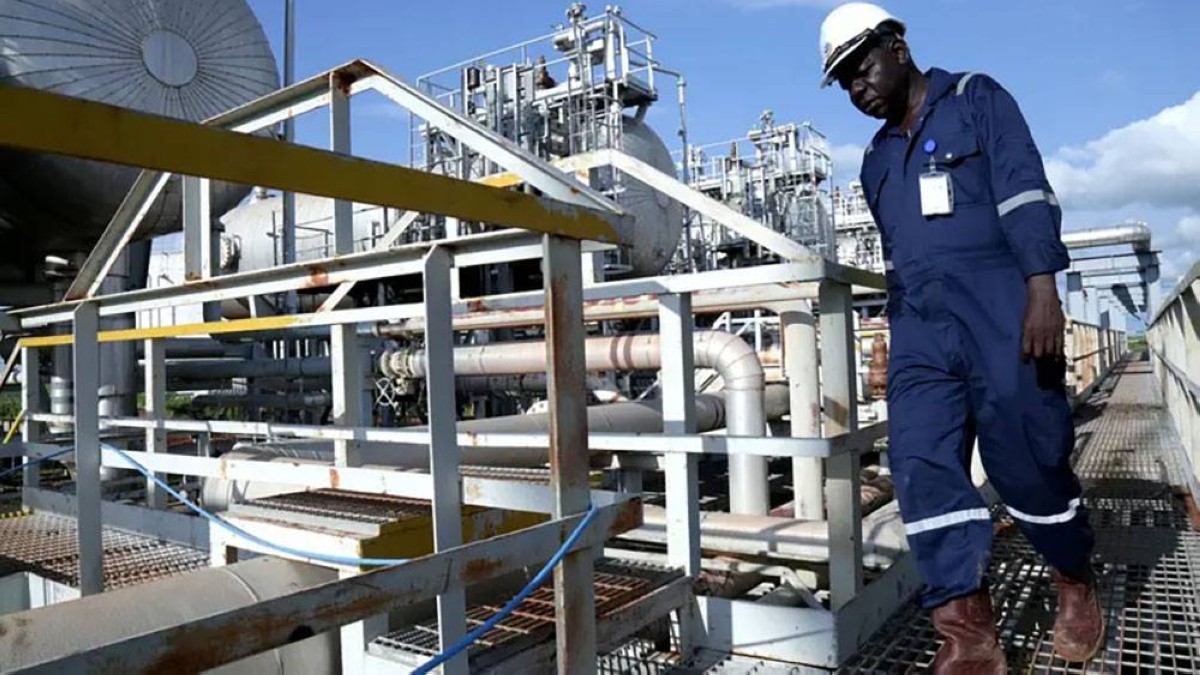 «قرار تاريخي: محكمة بريطانية ترفع الحظر عن تصدير شحنة نفط من جنوب السودان»