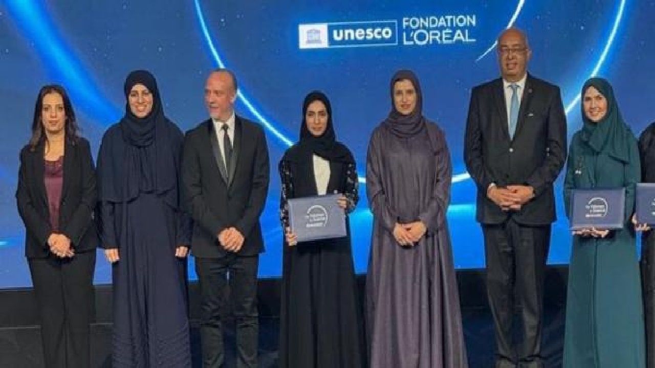 «إنجازات متميزة في البحث العلمي» السيرة الذاتية للباحثة العمانية عهود بنت محمد الغدانية الحاصلة على جائزة لوريال اليونسكو وما تمثله هذه الجائزة من تقدير عالمي.