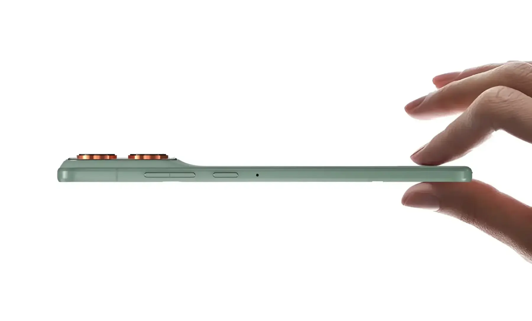 «موتورولا يكشف النقاب عن هاتفه النحيف في أول دولة عربية بسعر لا يصدق»