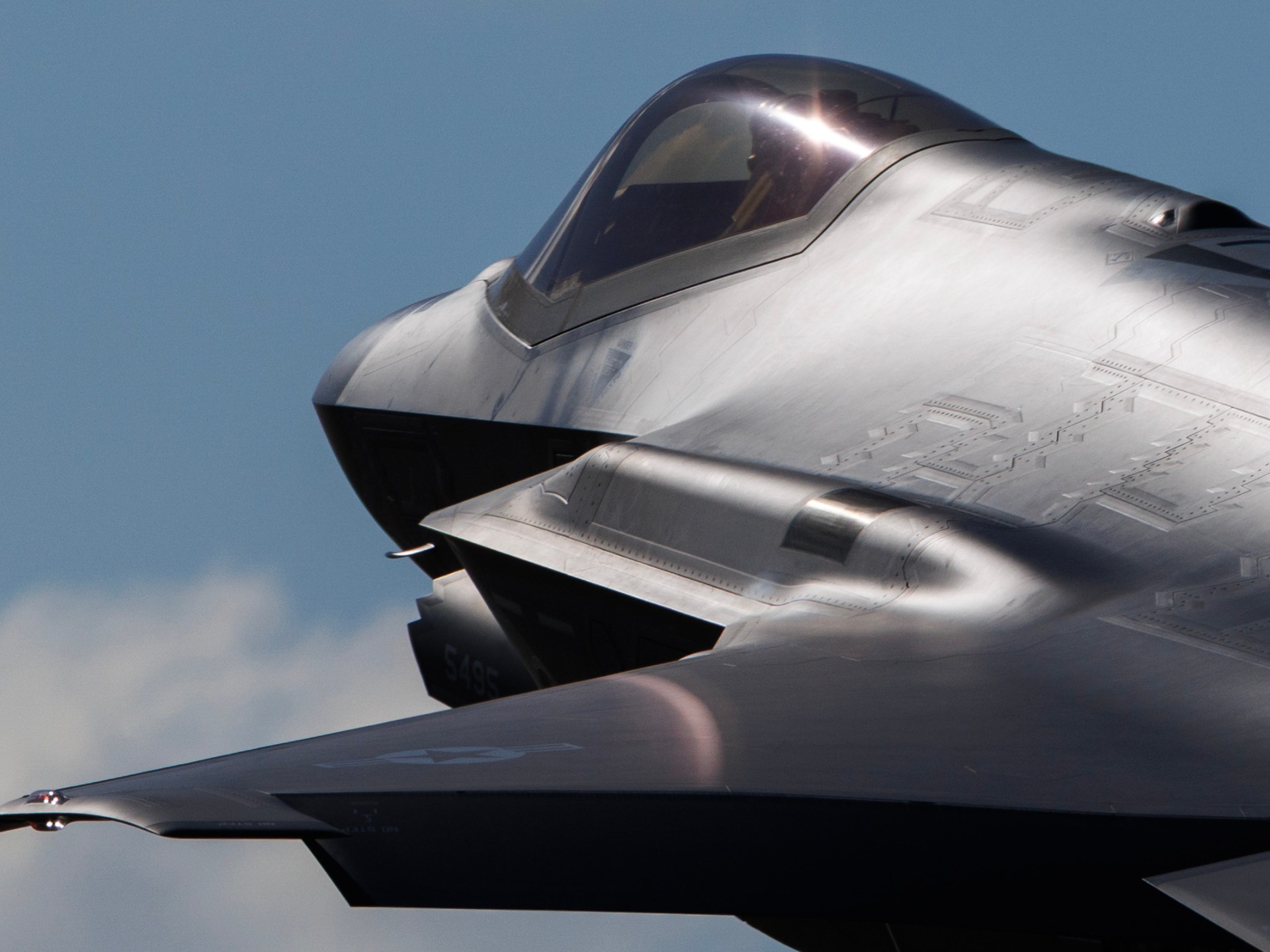 «هل حقاً تحصد أمريكا الأموال من بيع مقاتلات إف-35 حول العالم؟»