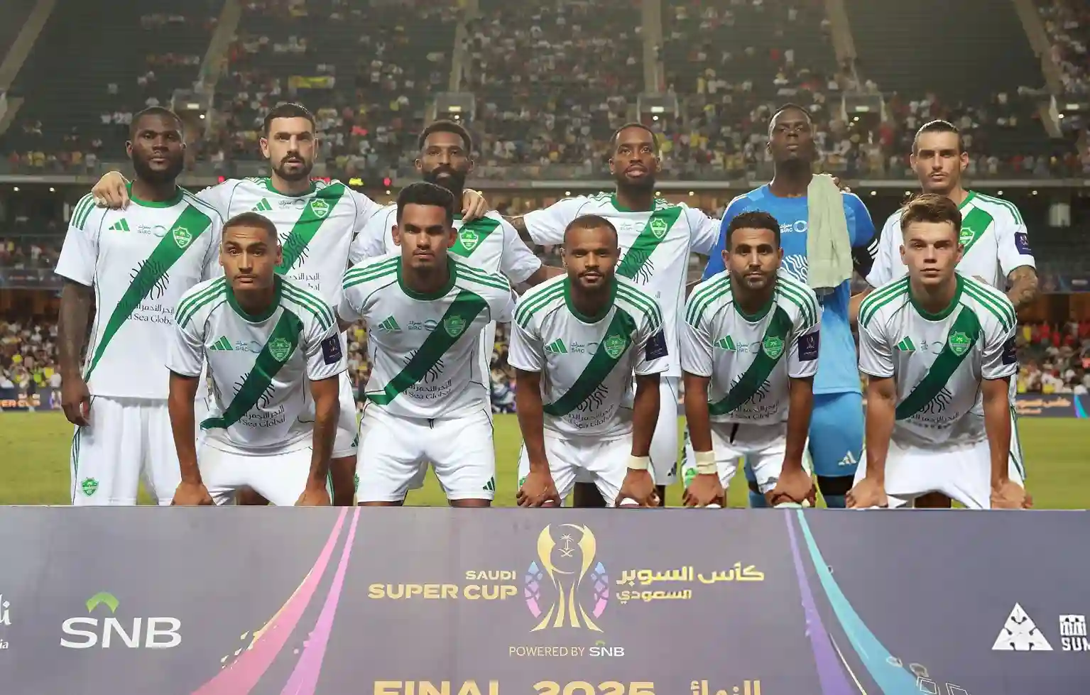 «أبرز القنوات الناقلة لمباراة الأهلي والشارقة في دوري أبطال آسيا 2025 اليوم مع تفاصيل المعلقين»