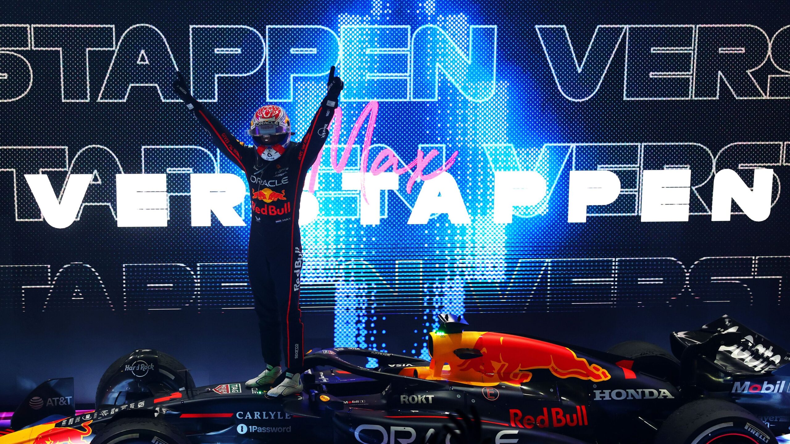 «فيرستابن ينقلب على المنافسة في سباق جائزة قطر ويحفز التحدي مع نوريس»