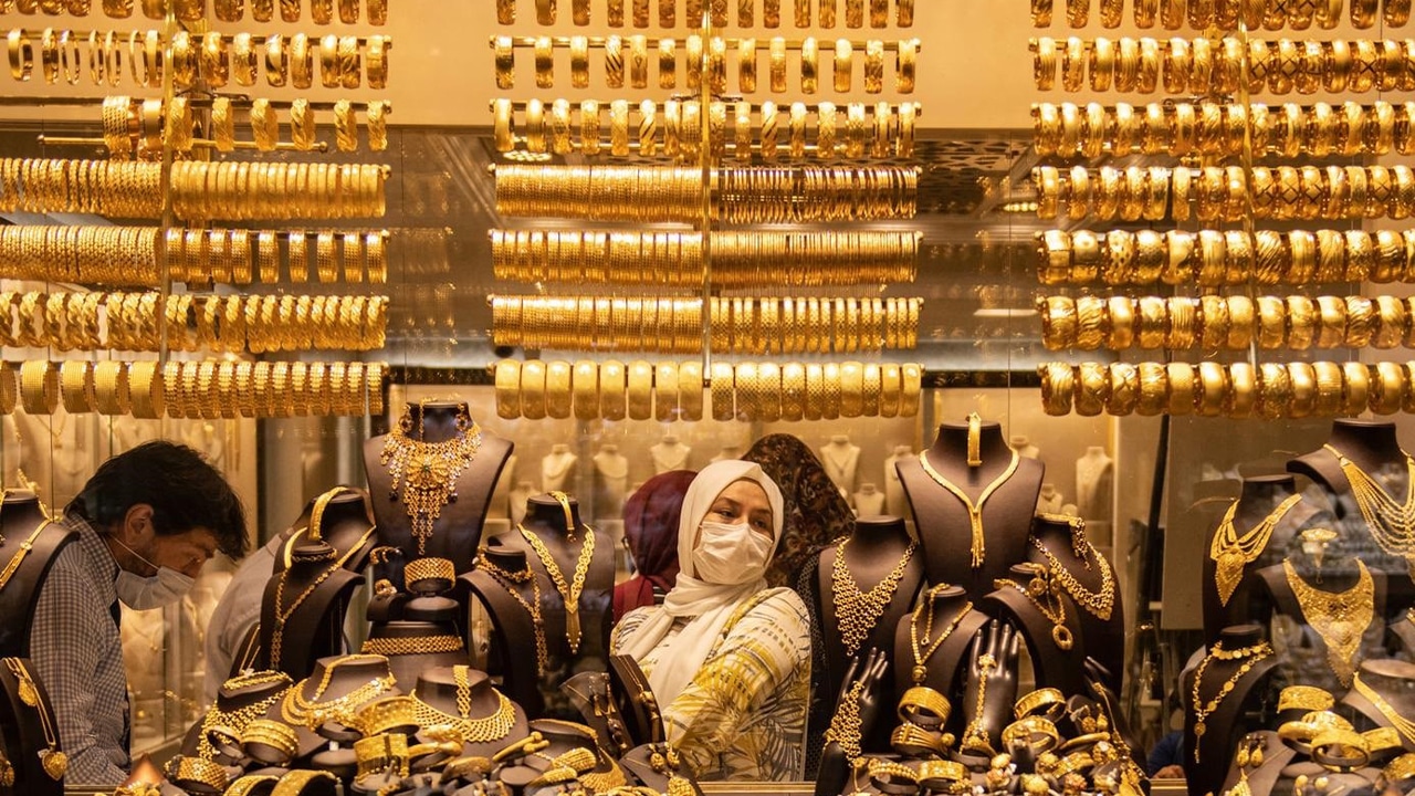 «أسعار جرام الذهب عيار 21 في مصر تحت مجهر التراجع… هل هو انكسار مؤقت أم بوابة لموجة هبوط كبرى؟»