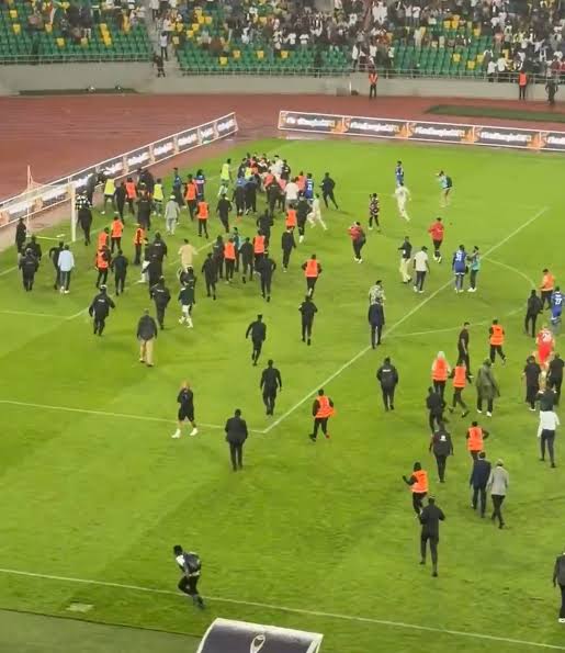 «تعاون الهلال والسفارة السودانية لمتابعة أوضاع المصابين في أحداث كيغالي»