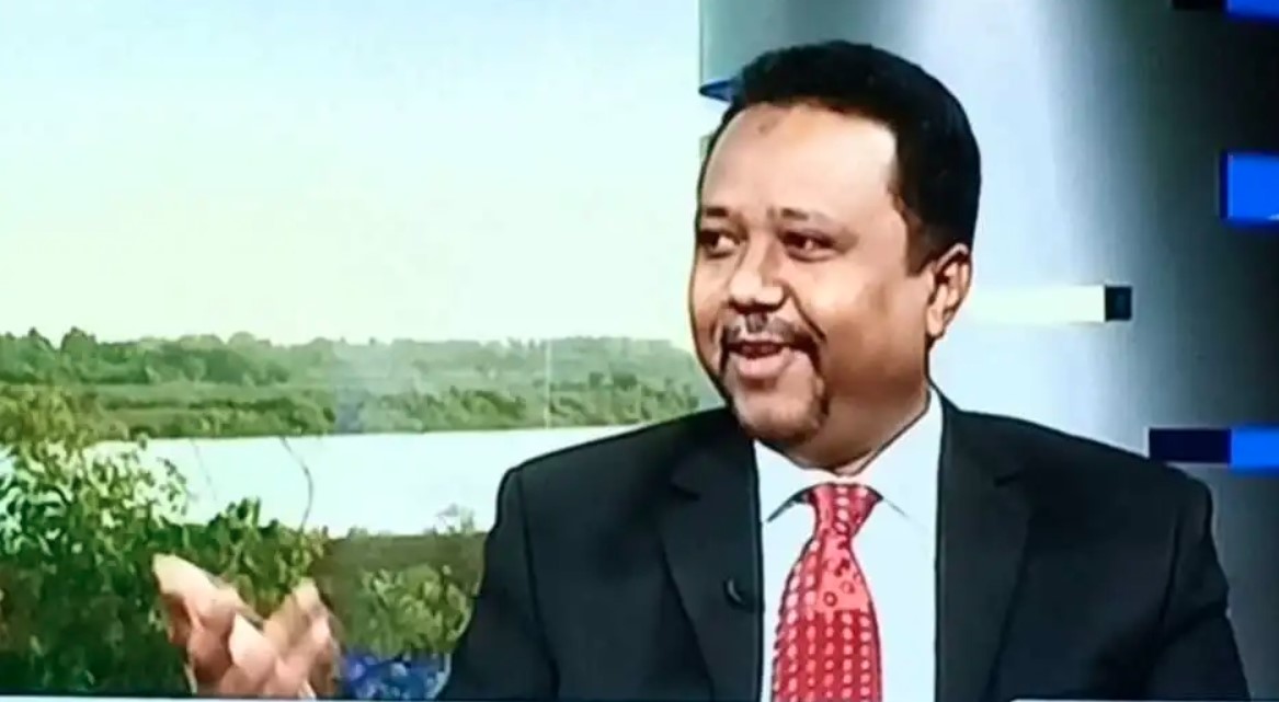 «الهندي عز الدين يثير جدلاً واسعًا في السودان بخصوص وفود البرهان»