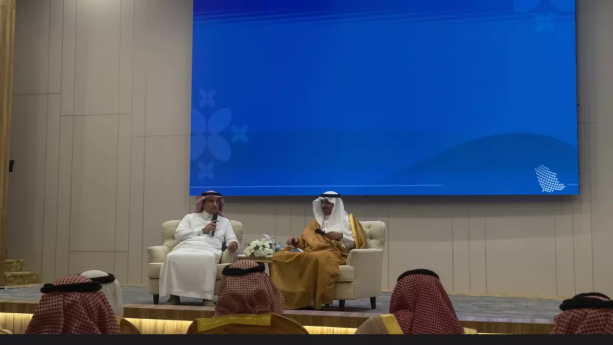 «خطوة نحو تسهيل المرور» وزير النقل يكشف عن تخفيض مخالفات المرور وتخصيص طريق مكة-جدة قريبًا