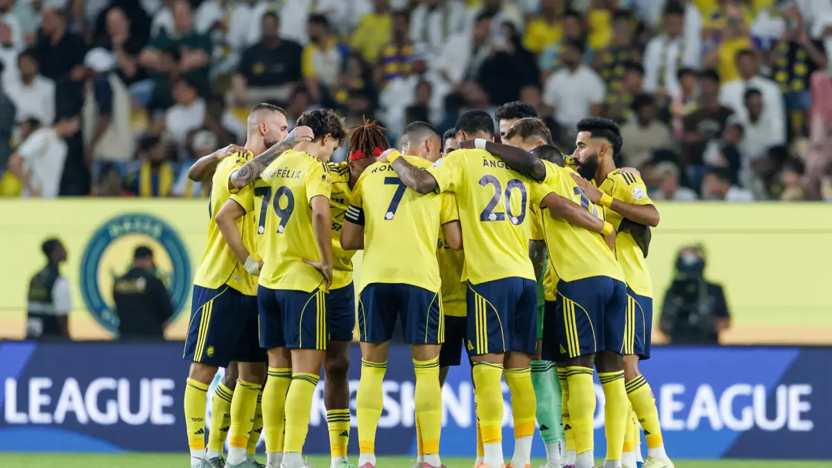 «صفقة مفاجئة تهز الأوساط الرياضية» النصر يُسجل واحدة من أغرب الانتقالات في تاريخ الكرة السعودية!