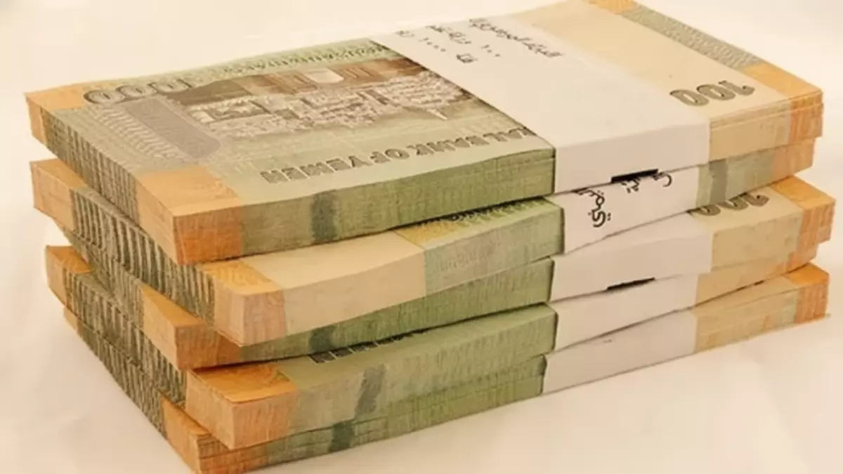 «استقرار مفاجئ للريال اليمني» الريال اليمني يحقق قفزة ملحوظة والفارق الكبير بين عدن وصنعاء يتجاوز 1095 ريالاً