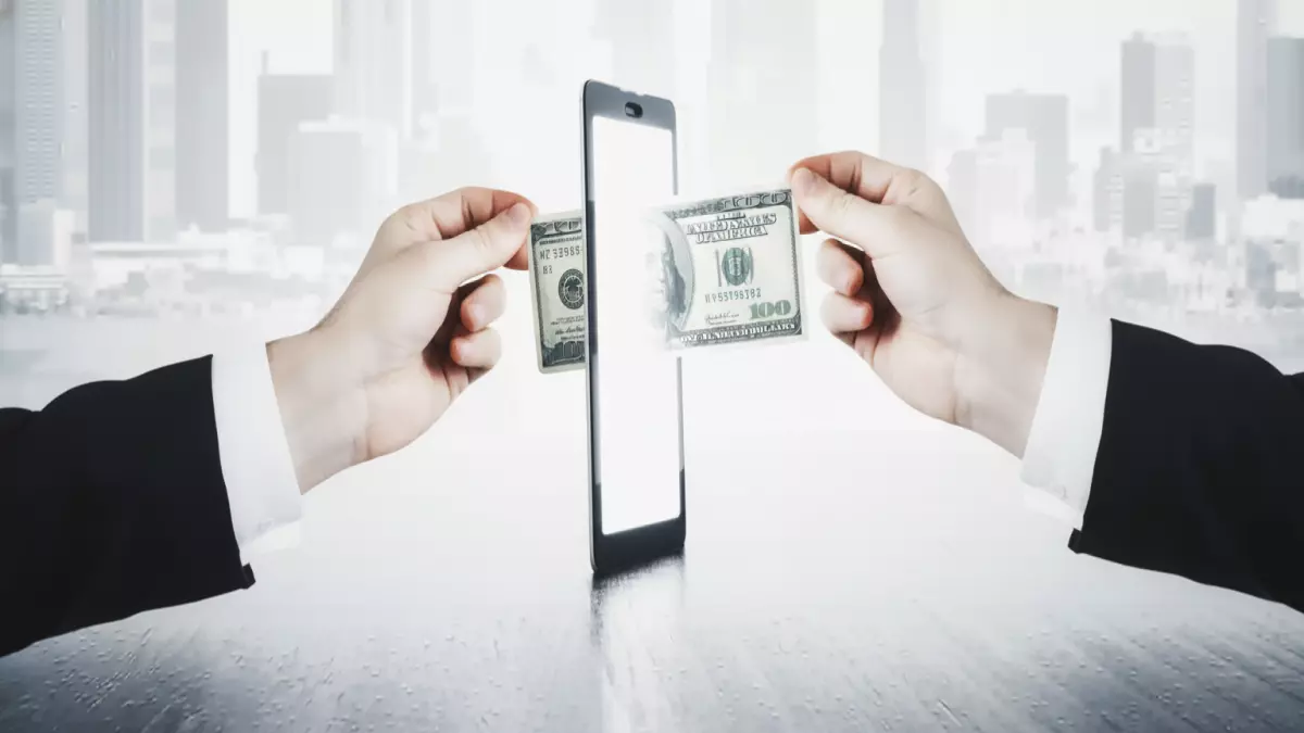 «خطوة جديدة من السعودية تسهم في تقليص رسوم التحويل إلى اليمن» السعودية تلغي 15% من الرسوم لتجنب ترحيل الآلاف