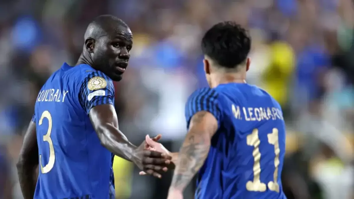 «التحدي الكبير للهلال أمام ناساف الأوزبكي» الهلال يسعى لقلب الطاولة في مواجهة الأهلي المتصدر