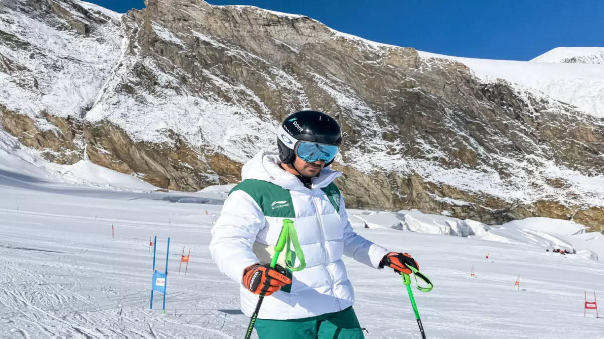 «استراتيجية فايق عابدي السرية لأولمبياد 2026: “إذا نجحت على الثلج فأي شاب سعودي قادر!”»