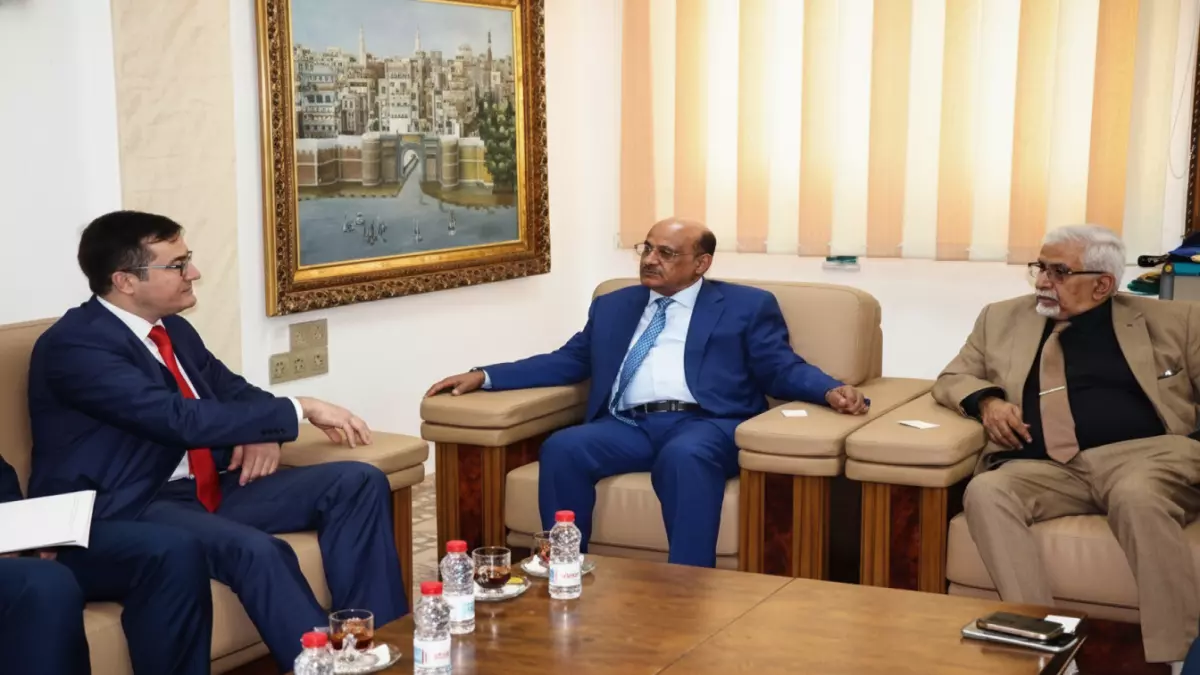 «خطوة جديدة نحو التعافي» البنك المركزي اليمني يُعزز التعاون مع روسيا في محاولة لإنقاذ الاقتصاد المنهار