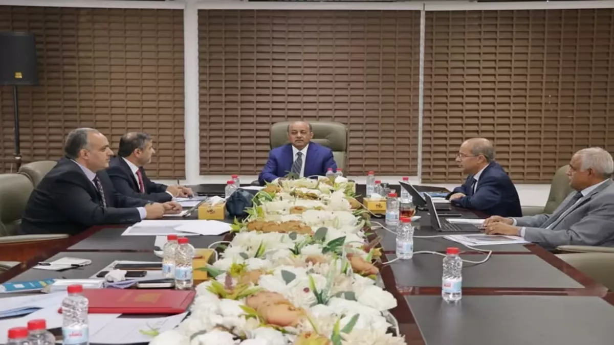 «قرارات تاريخية للبنك المركزي اليمني تشمل عقوبات صارمة وإيقاف تراخيص»