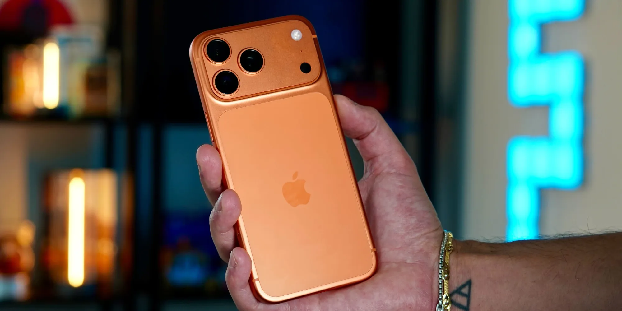 «اكتشف مزايا هاتف iPhone 17 Pro Max وسعره في الأسواق المصرية»