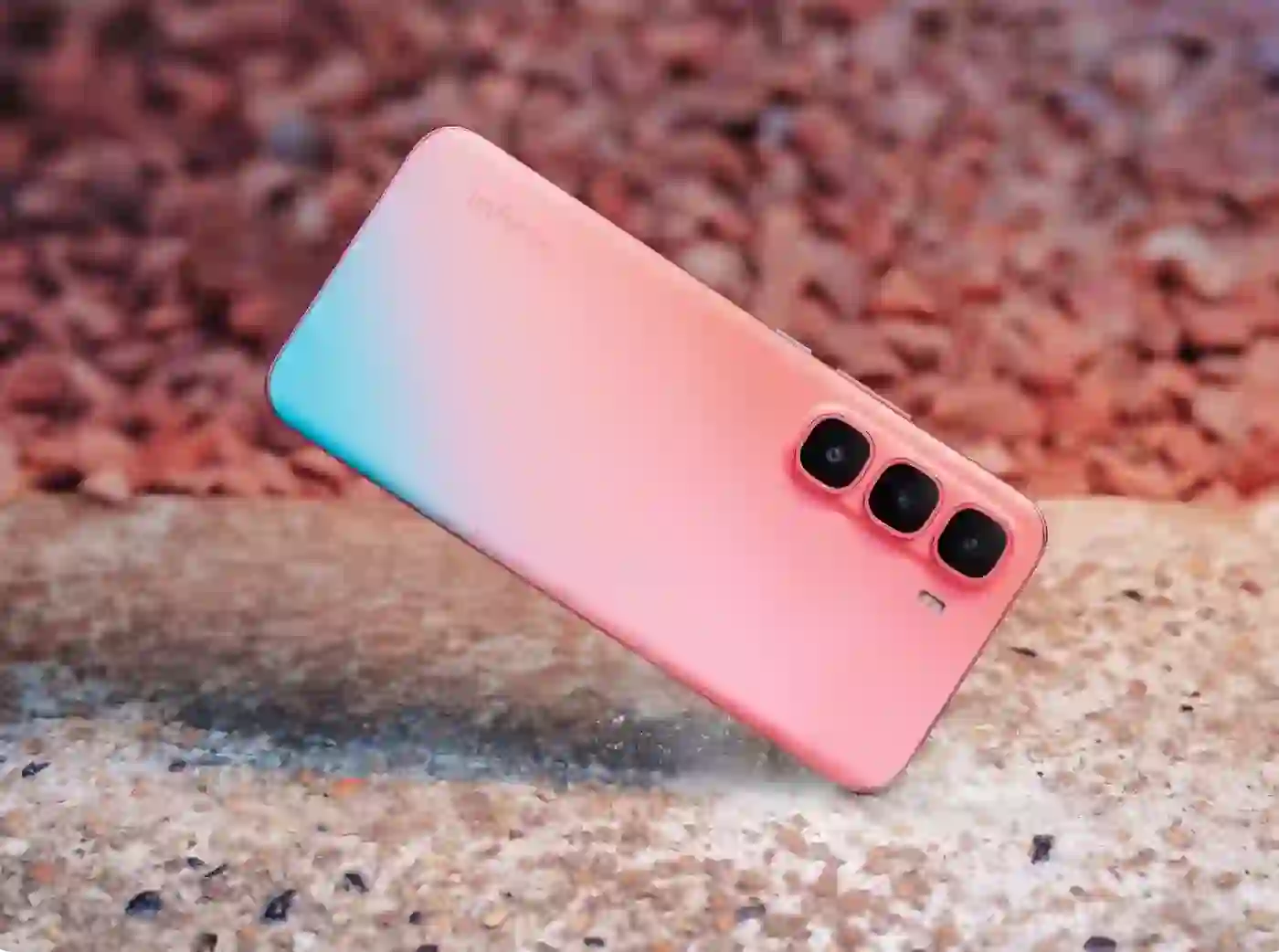 «تعرّف على المواصفات والسعر» هاتف Infinix Hot 60 Pro Plus يتألق كالأخف والأرفع في فئته الاقتصادية بمصر والسعودية والإمارات