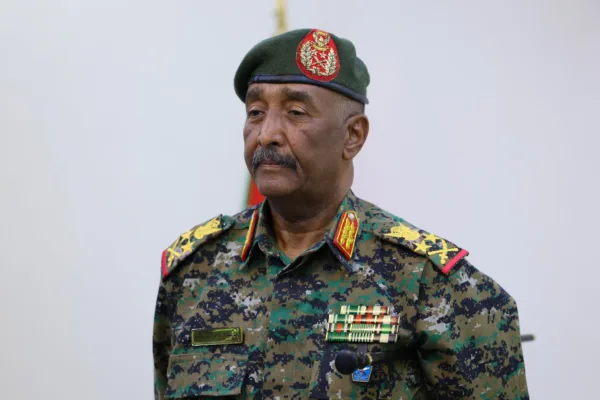 «مكافأة مالية تُقدّم للاعبي المنتخب السوداني» البرهان يعلن عن قيمة الجائزة