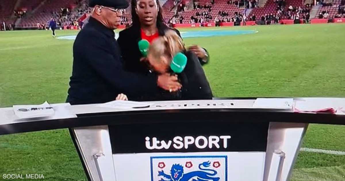 «دراماتيكية على الهواء» إغماء مذيعة خلال بث مباشر يثير الدهشة لدى المشاهدين