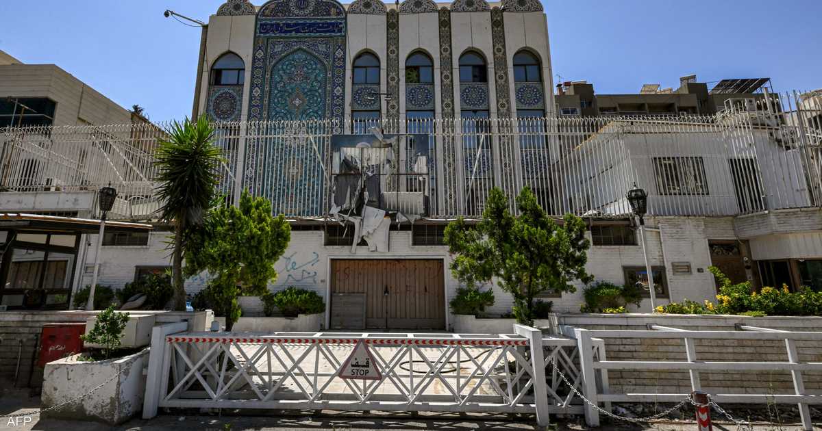 «استعدادات غير مسبوقة.. انسحاب إيران من سوريا قبل سقوط الأسد»