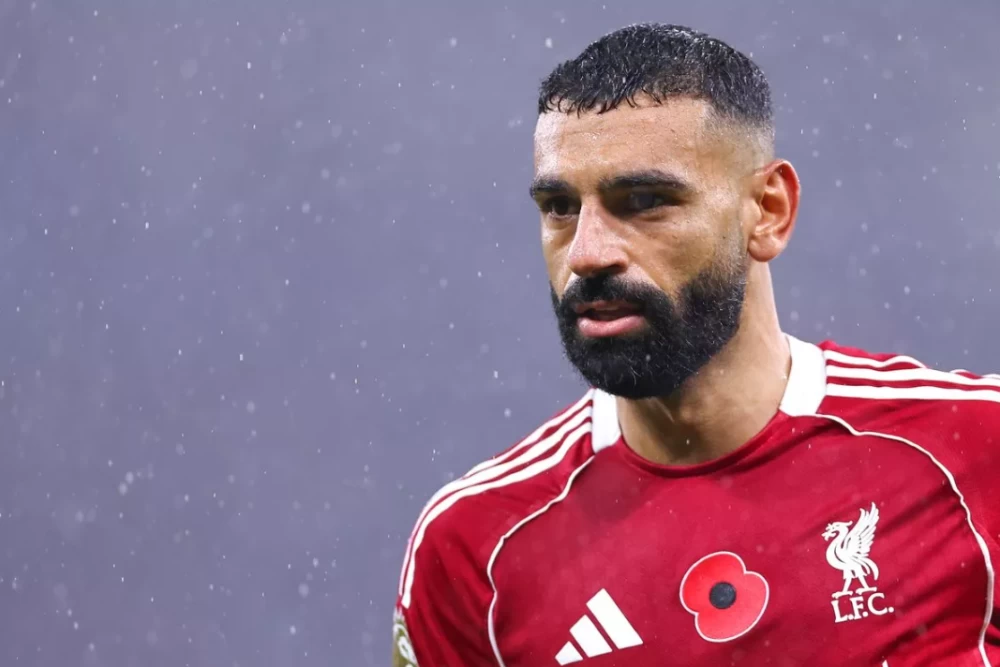 «انطلاق الاستعدادات لأمم أفريقيا» سلوت يعلن عن موعد انضمام محمد صلاح لمنتخب مصر