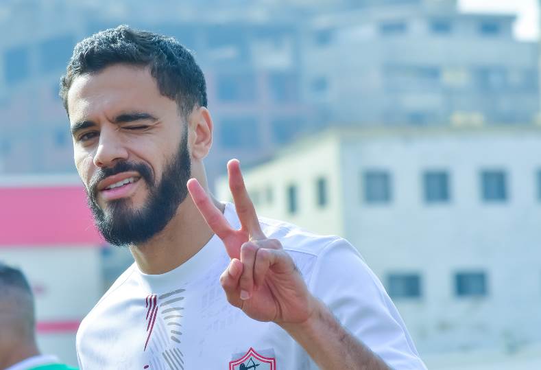 «تسليط الضوء على أول المهتمين بضم بنتايك بعد فسخ عقده مع الزمالك»