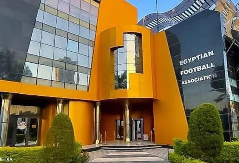 «اتحاد الكرة يعلن رفضه إقامة أنشطة دعم المثلية خلال مباراة مصر وإيران في كأس العالم»